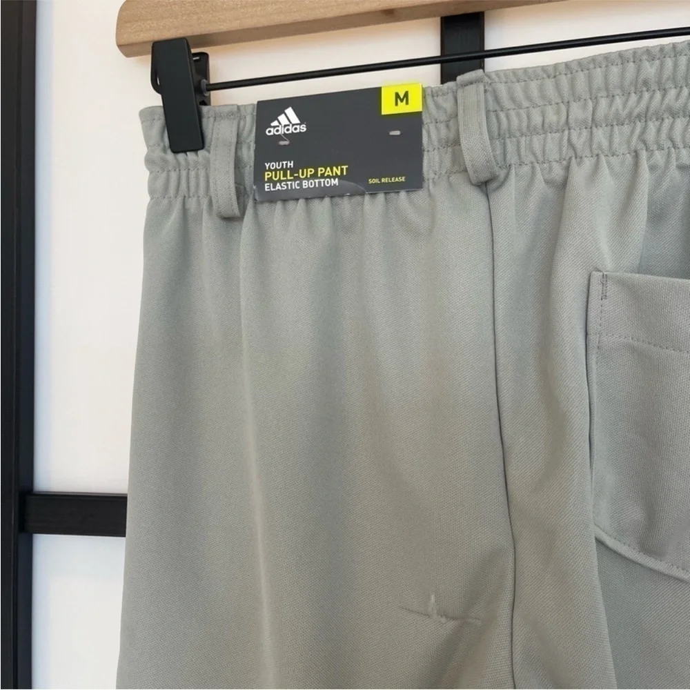 Adidas‎ Aerodry pull up pants. Size Medium. NWT